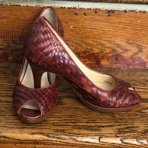 EUC Cole Haan Genevieve Peep Toe Heels